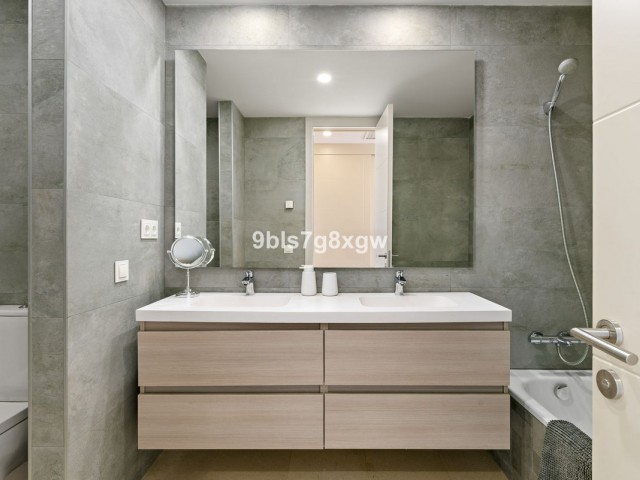2 Soveroms Leilighet i Casares Playa