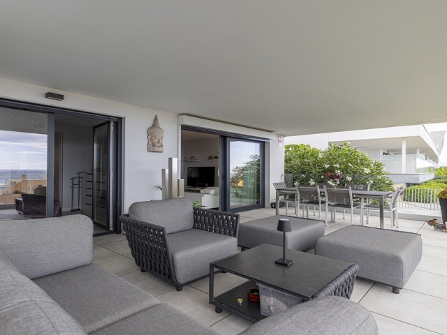 Apartamento con 3 Dormitorios  en Doña Julia