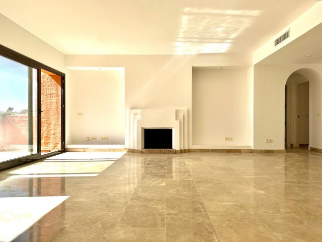 Kattohuoneisto La Duquesa