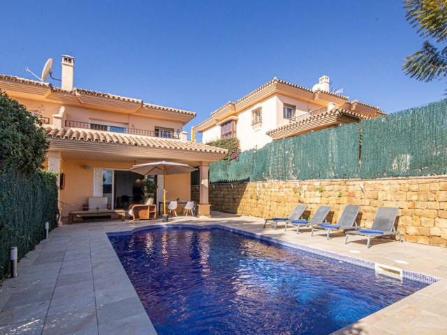 4 Makuuhuoneen Huvila Riviera del Sol