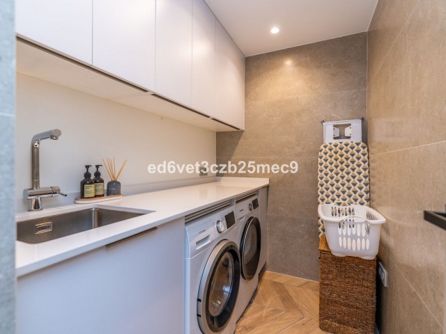 5 Slaapkamer Villa in Nueva Andalucía