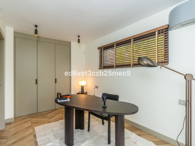 5 Slaapkamer Villa in Nueva Andalucía