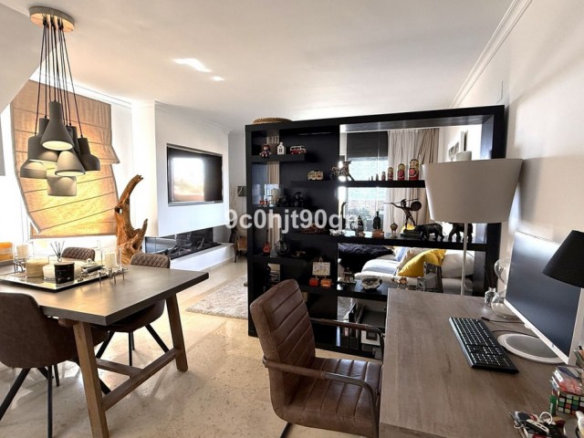 Appartement avec 2 Chambres  à Elviria