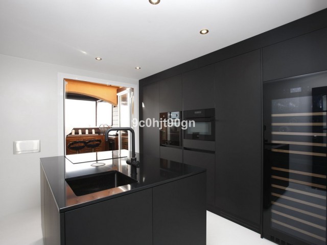 Appartement avec 2 Chambres  à Elviria