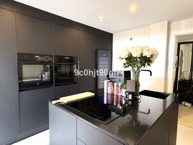 Appartement avec 2 Chambres  à Elviria