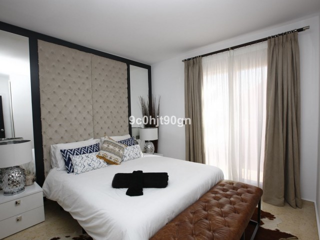 Appartement avec 2 Chambres  à Elviria