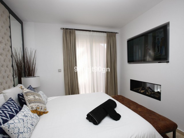 Appartement avec 2 Chambres  à Elviria