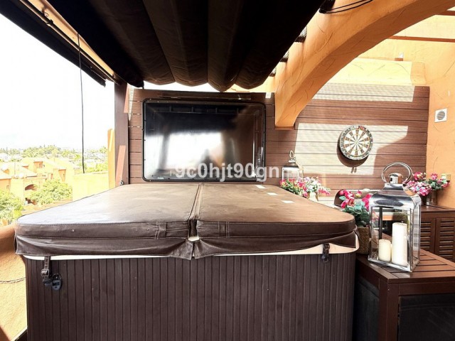 Appartement avec 2 Chambres  à Elviria