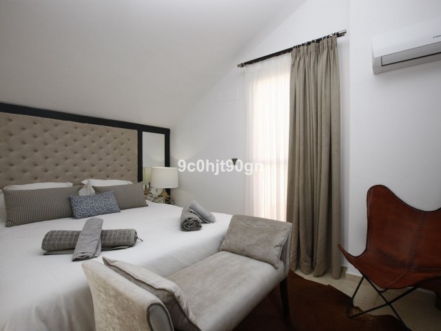 Appartement avec 2 Chambres  à Elviria