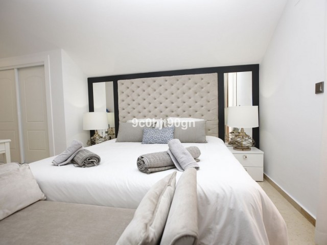 Appartement avec 2 Chambres  à Elviria