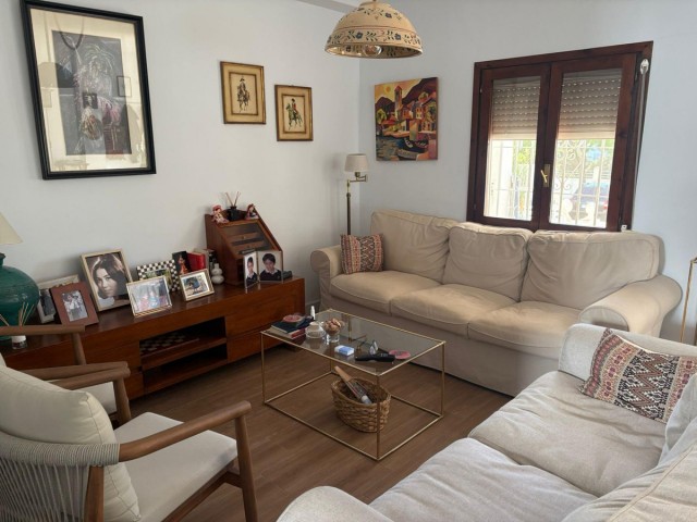 Villa con 4 Dormitorios  en La Colina