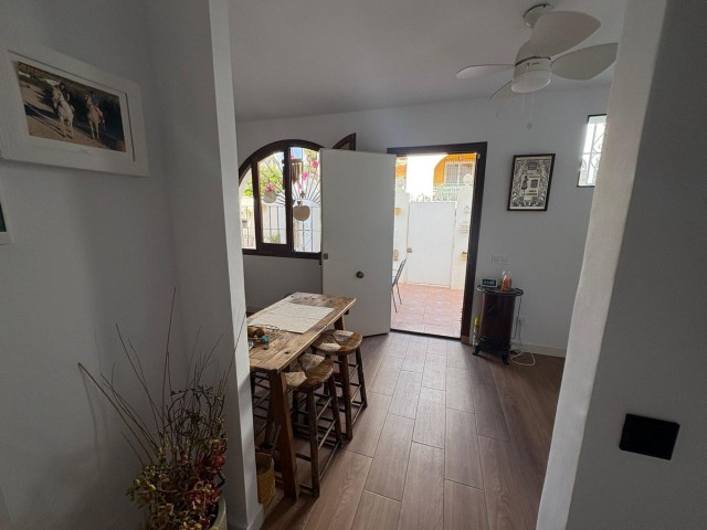 Villa con 4 Dormitorios  en La Colina