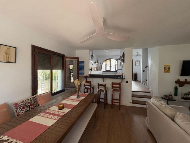 Villa avec 4 Chambres  à La Colina
