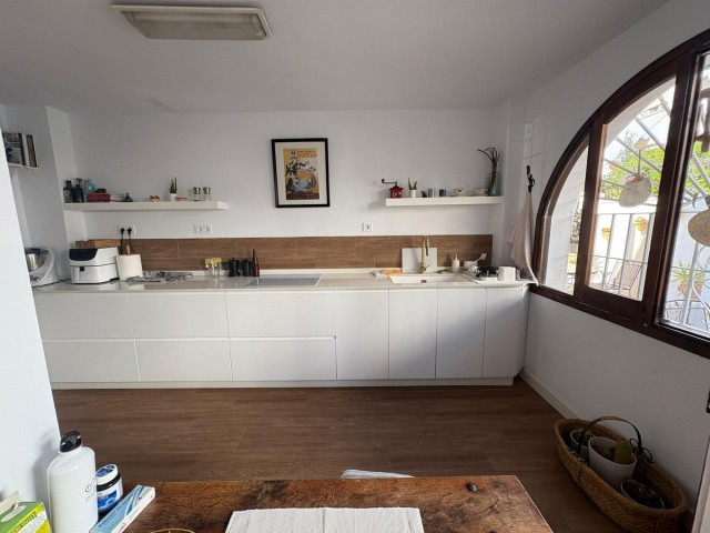 Villa avec 4 Chambres  à La Colina