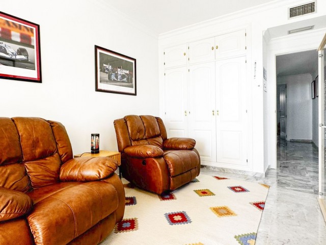 Apartamento con 3 Dormitorios  en Alhaurin Golf