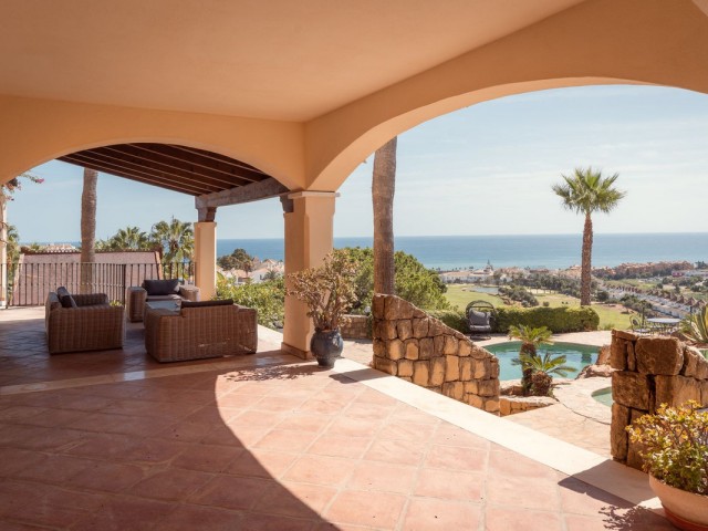 Villa avec 4 Chambres  à La Duquesa