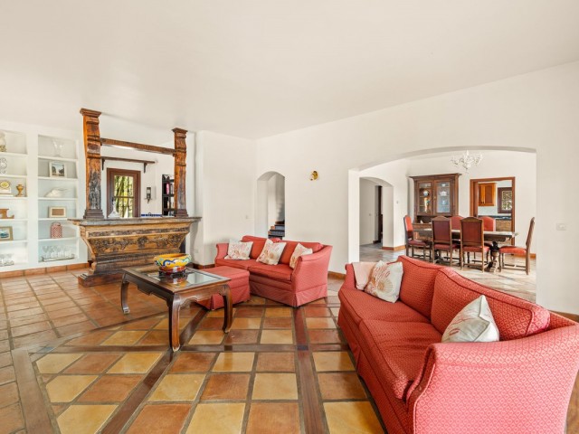 Villa avec 4 Chambres  à La Duquesa