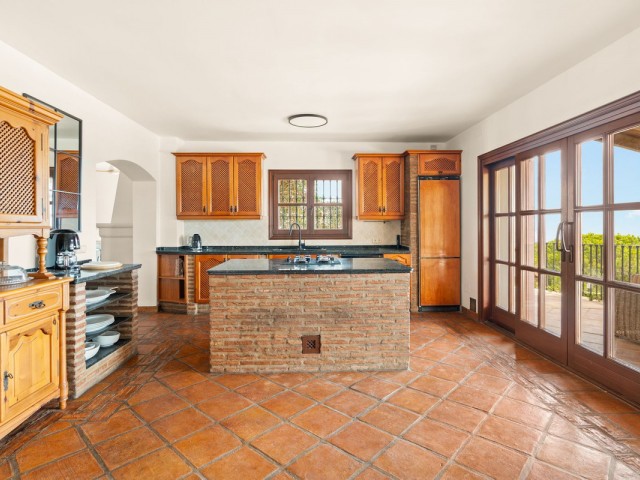 Villa avec 4 Chambres  à La Duquesa