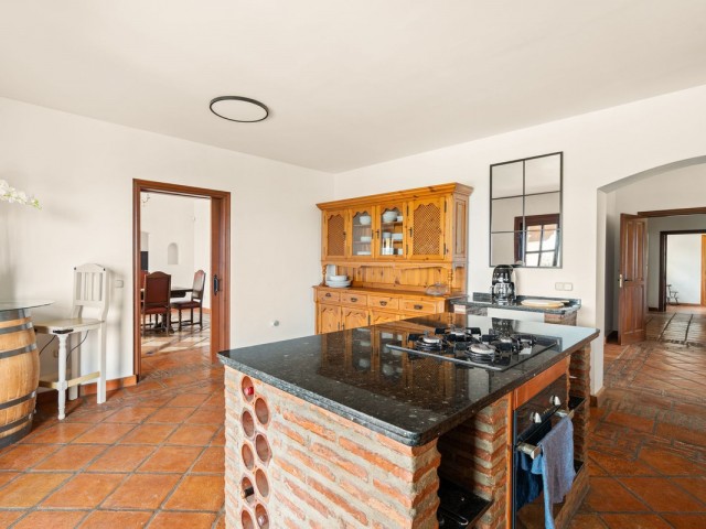 Villa avec 4 Chambres  à La Duquesa