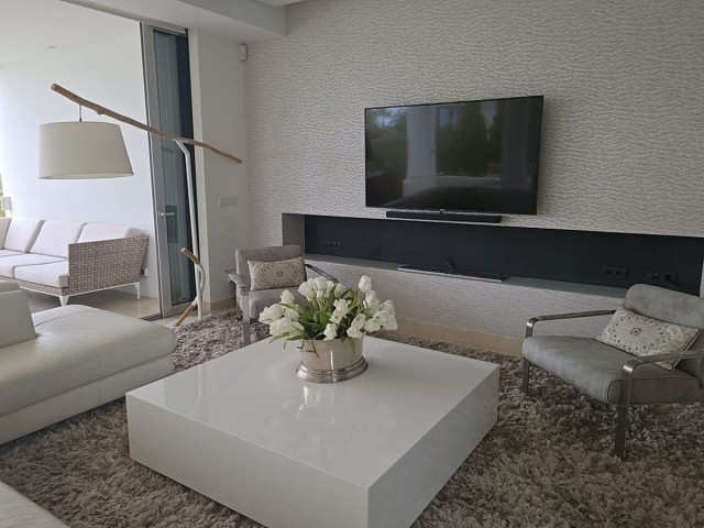 3 Schlafzimmer Villa in Río Real