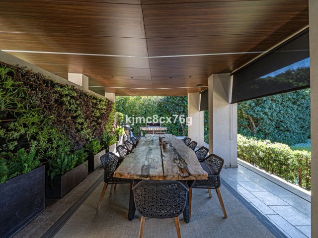 10 Slaapkamer Villa in Guadalmina Baja