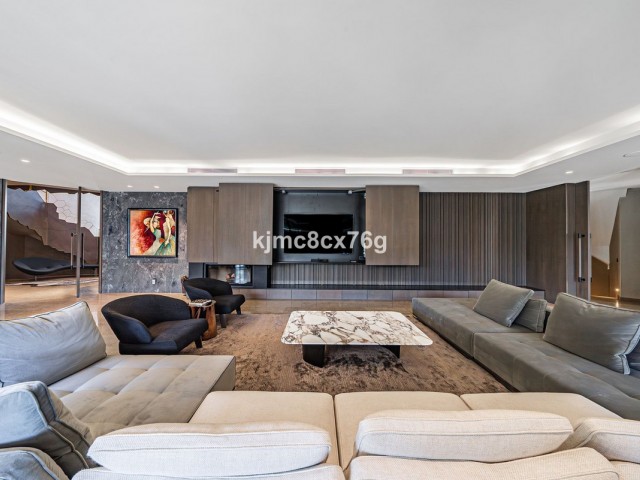 10 Slaapkamer Villa in Guadalmina Baja