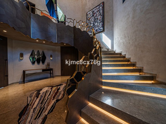 10 Slaapkamer Villa in Guadalmina Baja