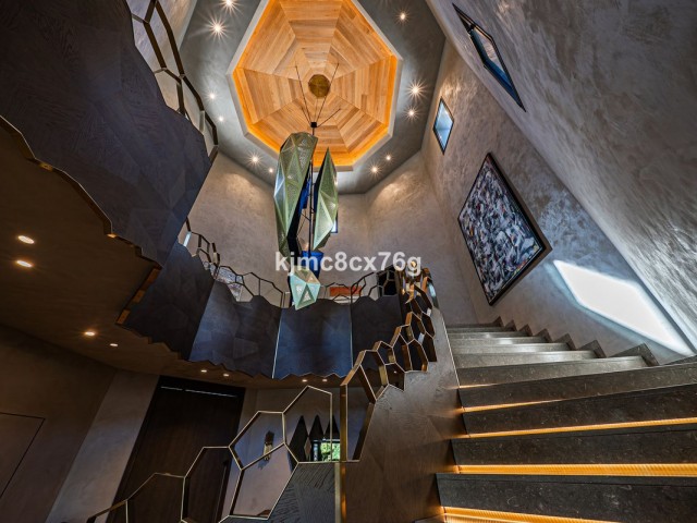 10 Slaapkamer Villa in Guadalmina Baja