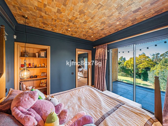 10 Slaapkamer Villa in Guadalmina Baja