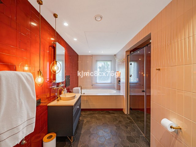 10 Slaapkamer Villa in Guadalmina Baja