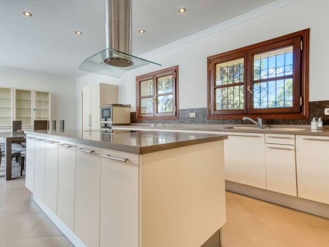 6 Sovrums Villa i La Zagaleta