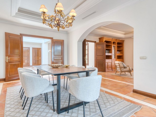 6 Sovrums Villa i La Zagaleta