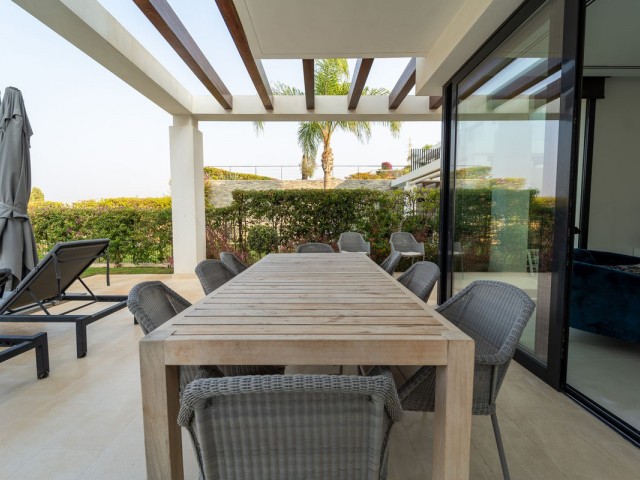 5 Bedrooms Villa in Cabopino