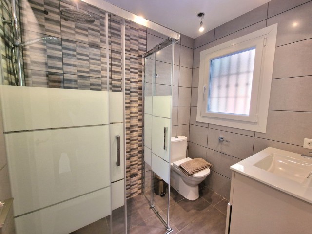 Maison mitoyenne avec 3 Chambres  à Mijas