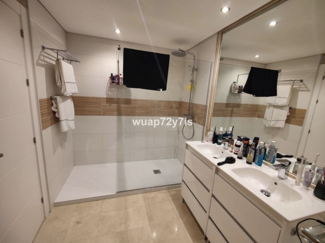 2 Bedrooms Apartment in Puerto Banús