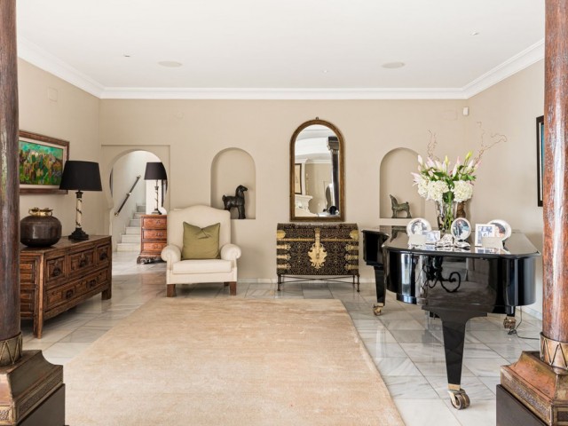 5 Slaapkamer Villa in Los Monteros