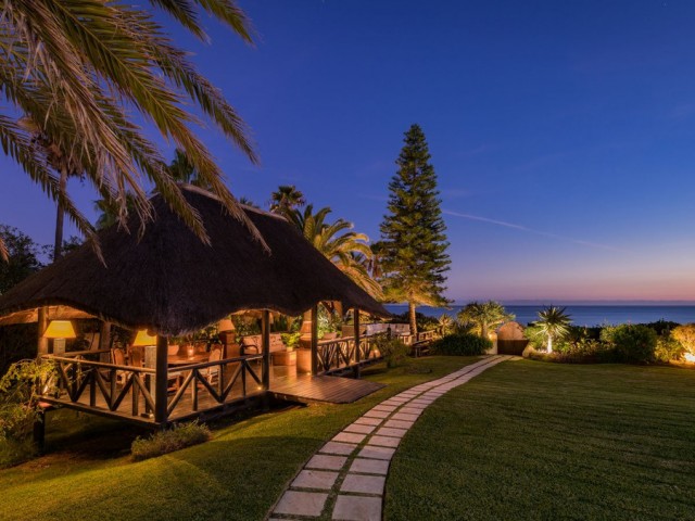 5 Slaapkamer Villa in Los Monteros