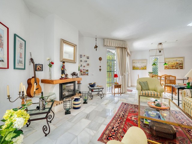 4 Slaapkamer Villa in Nueva Andalucía