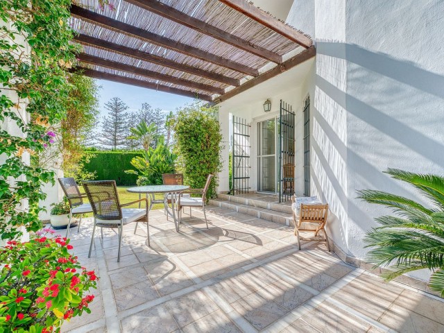 4 Slaapkamer Villa in Nueva Andalucía