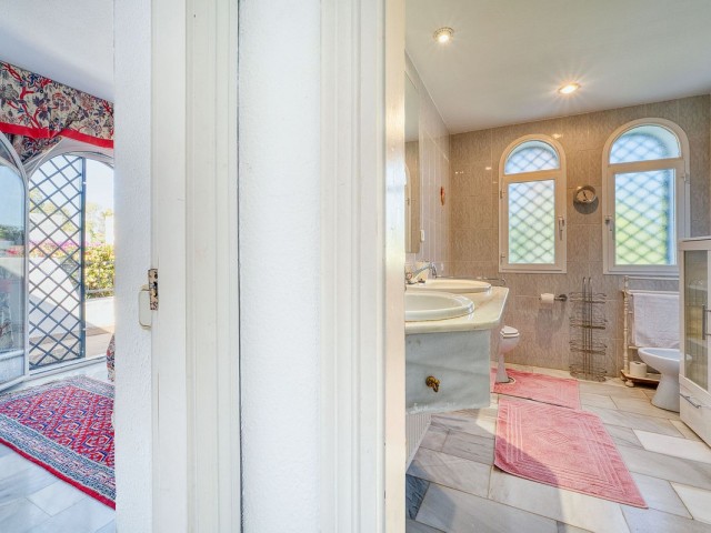 4 Slaapkamer Villa in Nueva Andalucía