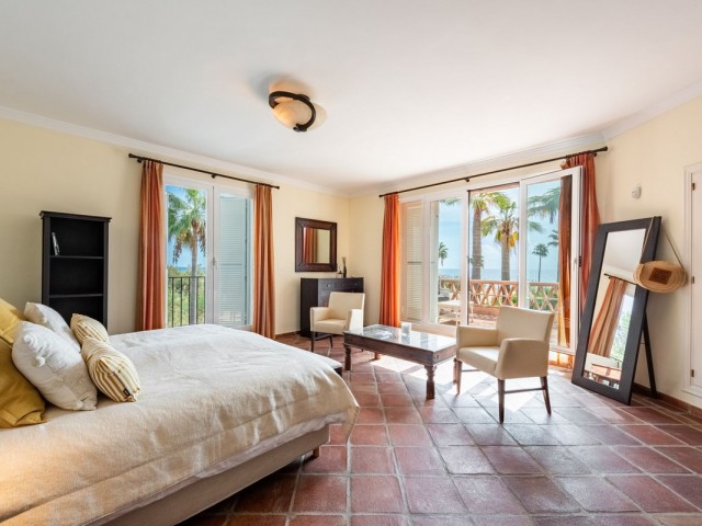 5 Schlafzimmer Villa in Casares Playa