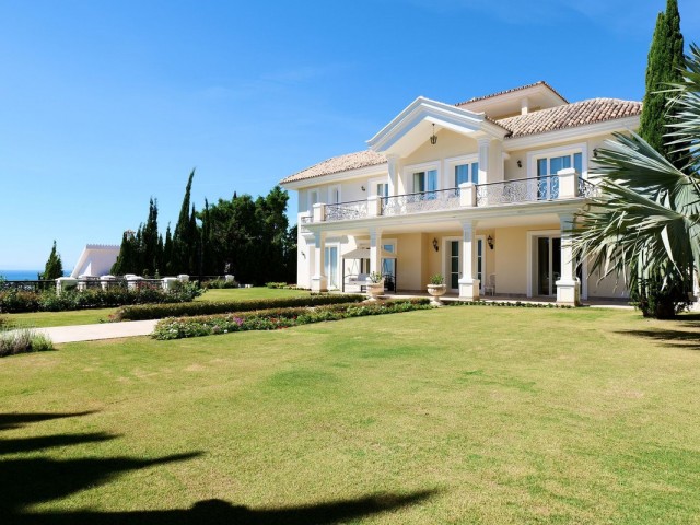 4 Slaapkamer Villa in El Rosario