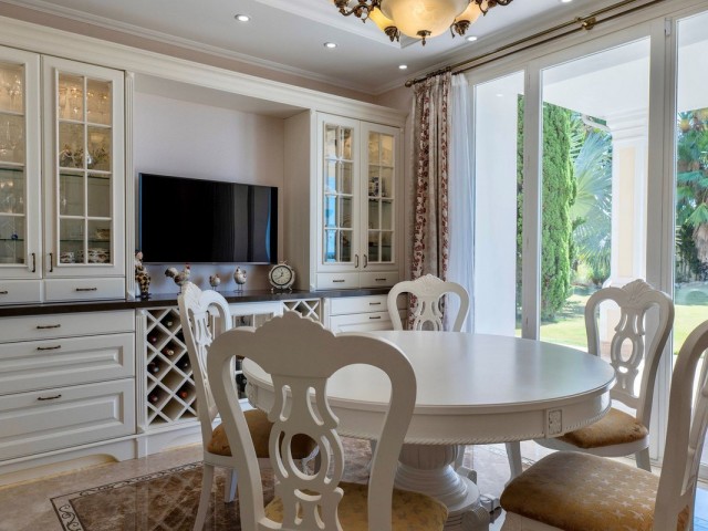 4 Slaapkamer Villa in El Rosario