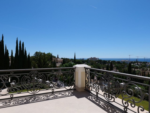 4 Slaapkamer Villa in El Rosario