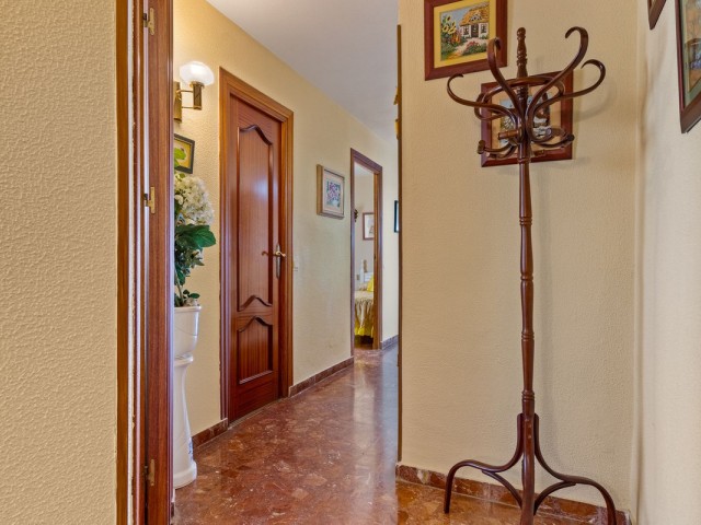 Apartamento con 2 Dormitorios  en Los Boliches