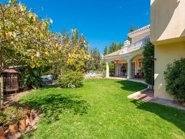 8 Sovrums Villa i Marbella