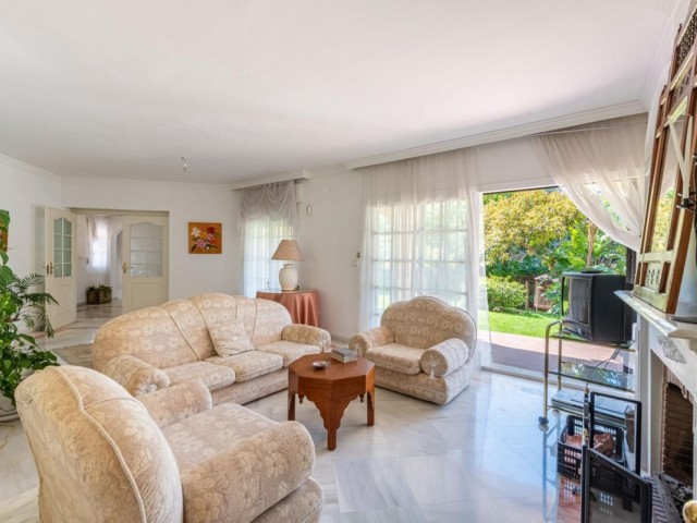 8 Sovrums Villa i Marbella