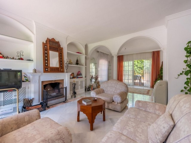 8 Sovrums Villa i Marbella