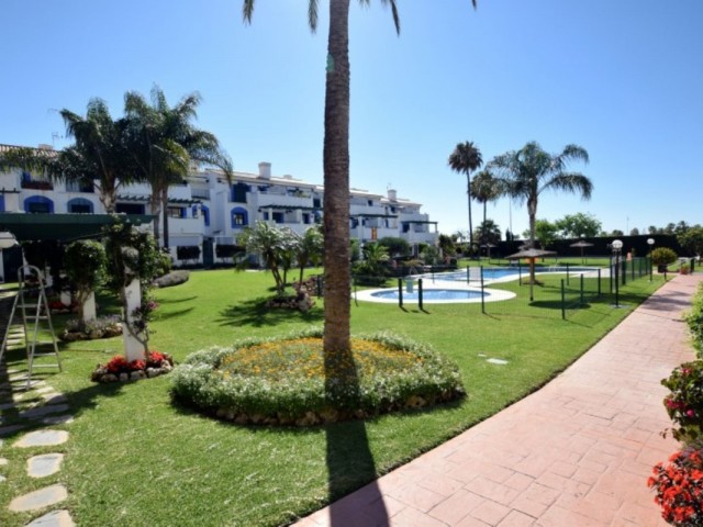 3 Makuuhuoneen Huoneisto San Pedro de Alcántara