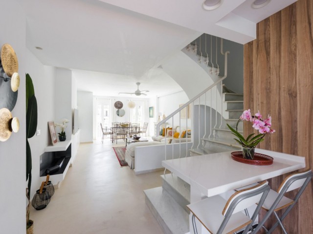 3 Bedrooms Townhouse in Nueva Andalucía